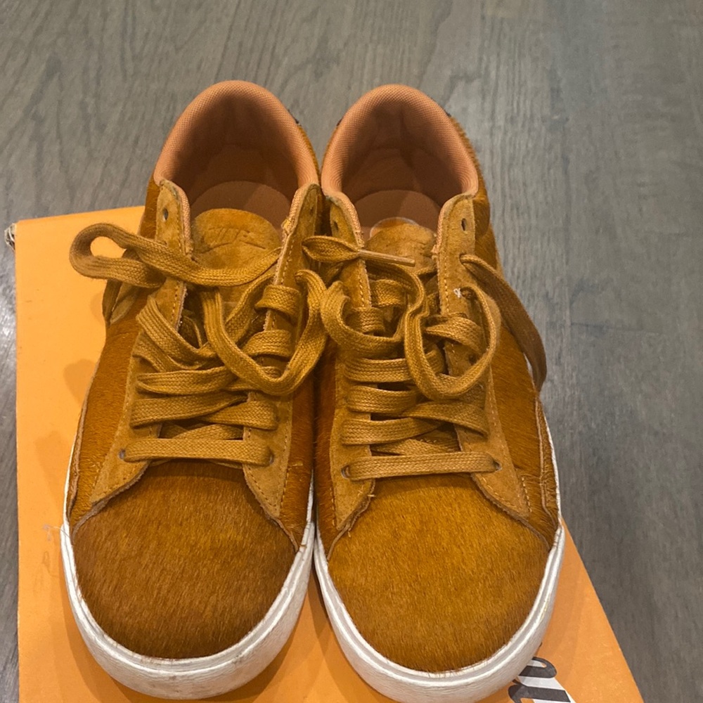 Nike Blazer 77
